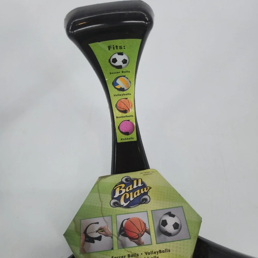 Ball Claw Wall Mount Ball Holder Set 2 Basketball Soccer Volleyball SA8996 Store